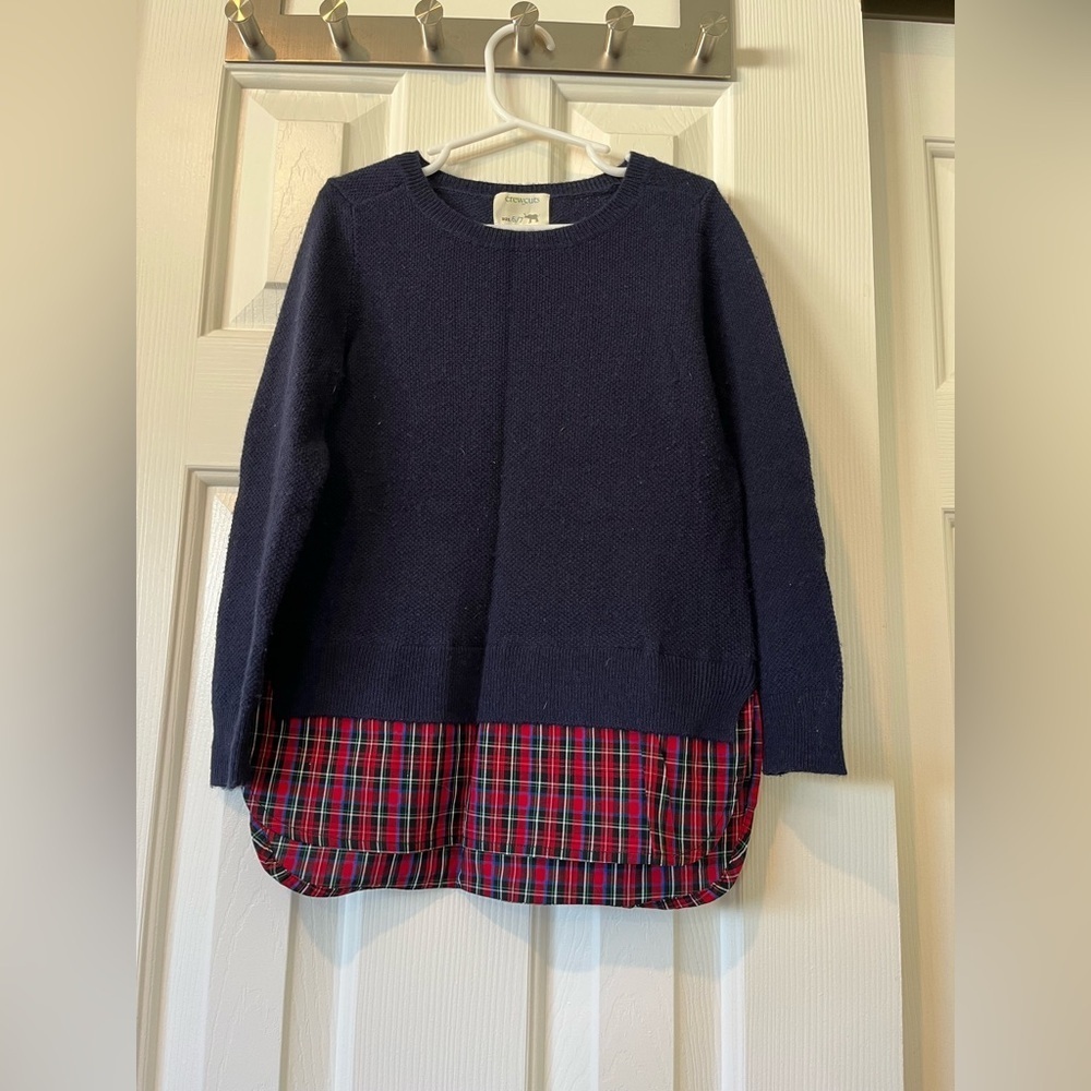 J Crew holiday sweater in 6-7 with plaid tail - Picture 5 of 8